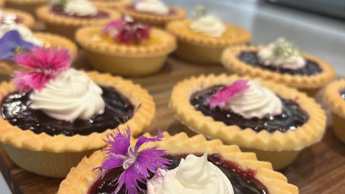 Fruit Flavours vs Chocolate Flavours: Which One Wins?